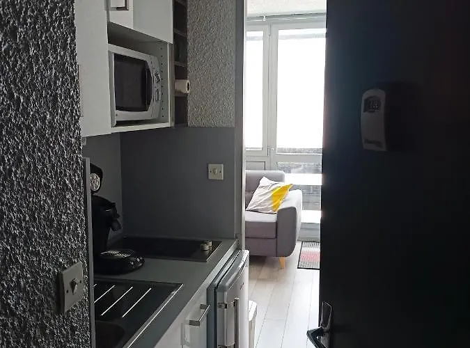 Cambielh アパート アラヌエ