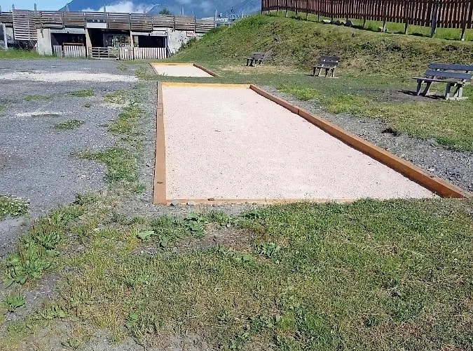 Cambielh アパート アラヌエ